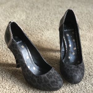 Not Rated heels 8.5
